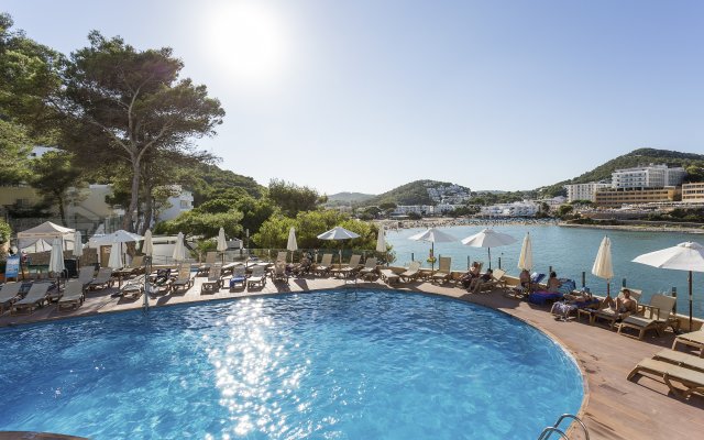 Palladium Hotel Cala Llonga - Adults Only