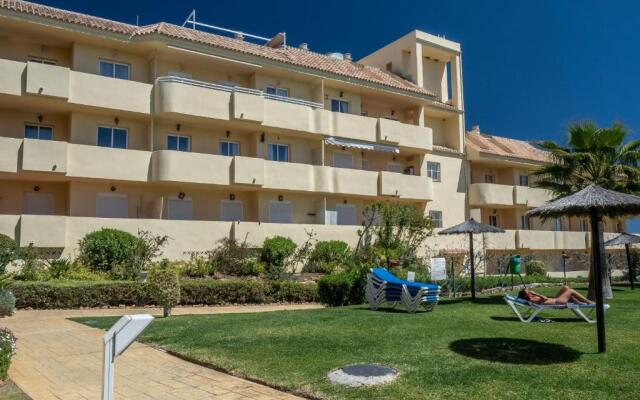 2263 - Beautiful apt close from beach