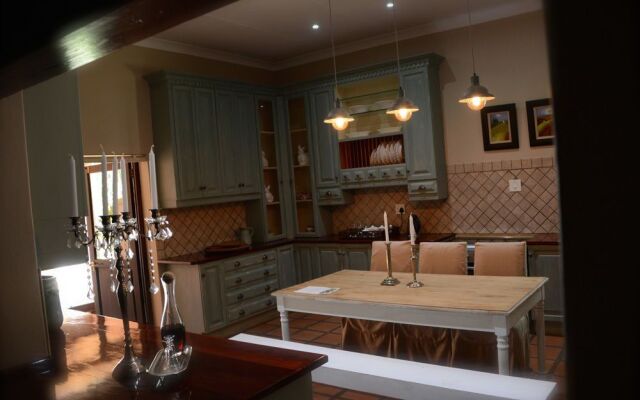 Elegant Manor Guest House