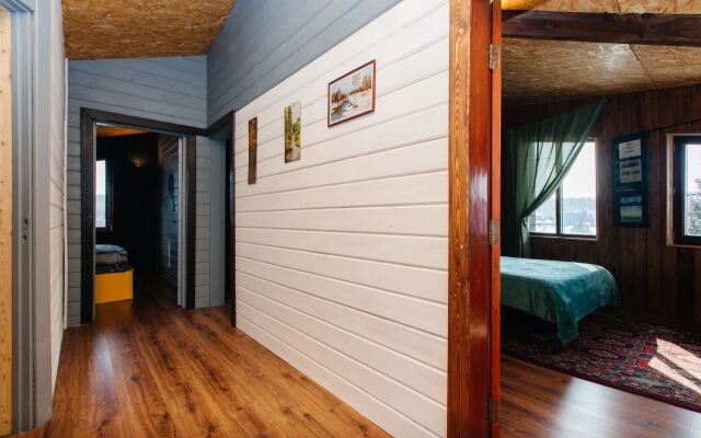 Yousinn (Дом с Кораблем)