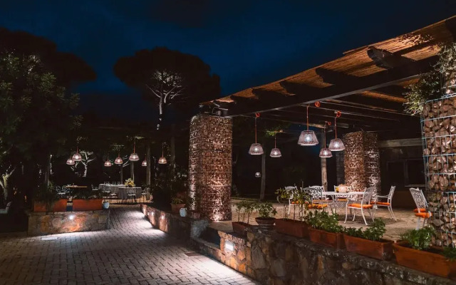 Elegant Sorrento Coast Villa with Pool and Tennis Court