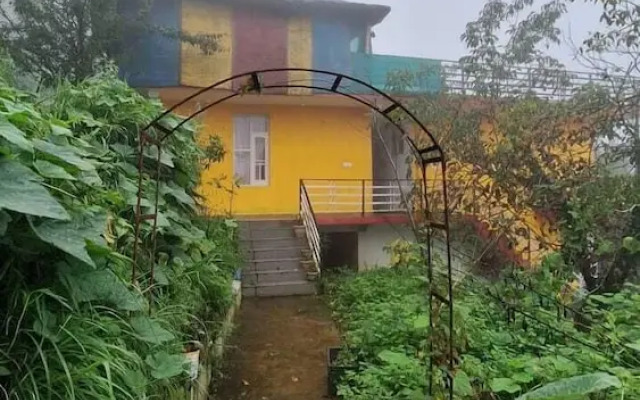Aangan Homestay and Cafe