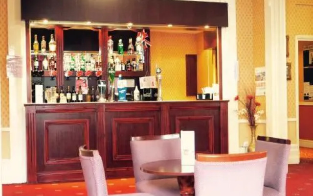 Devon Towers Hotel