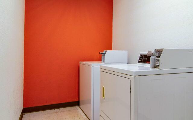 Americas Best Value Inn & Suites Brunswick