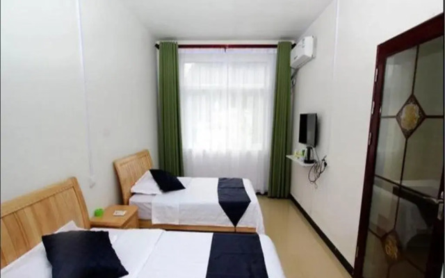 Yangsuo Mumu Sketch Base River Inn