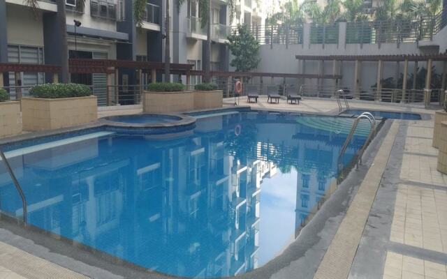One Palm Tree Villas Classy Condotel