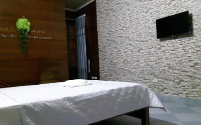 Phuong Dong 2 Guesthouse