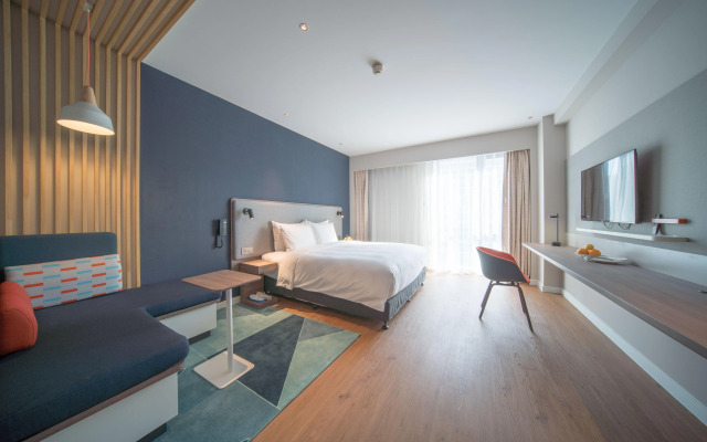 Holiday Inn Express Shanghai Huijin by IHG