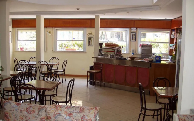 Hotel Rugantino