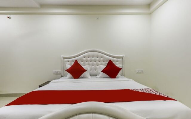 Oyo 41187 Hotel Jainam Regency