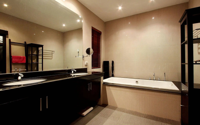 Phuket Lagoon Pool Villa