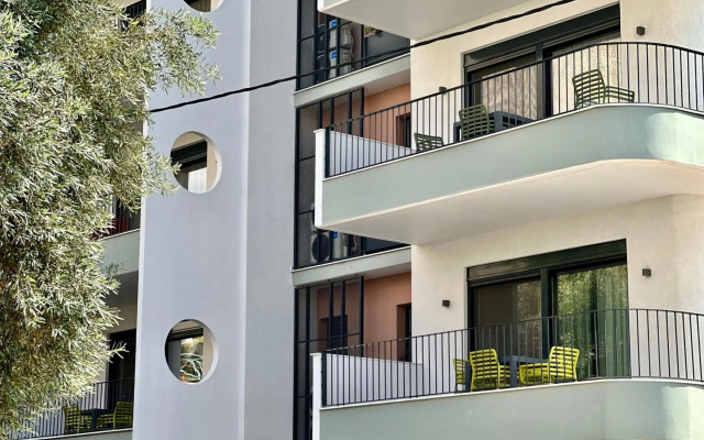 M & M boutique apartments