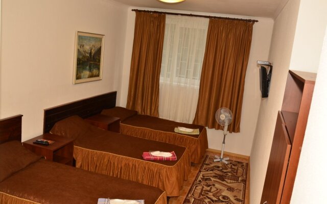 Acorn Hotel