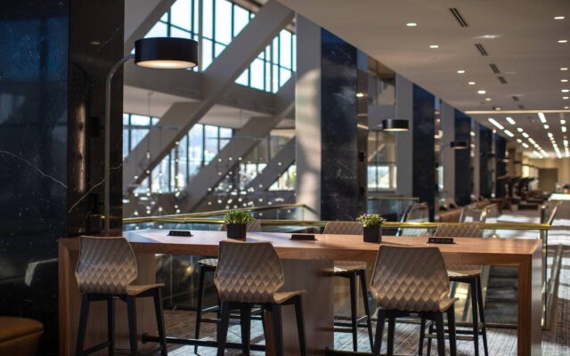 Renaissance Dallas Addison Hotel