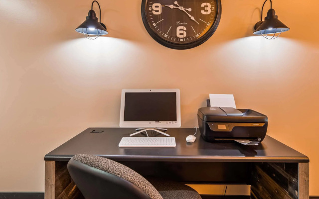 Best Western Logan Inn