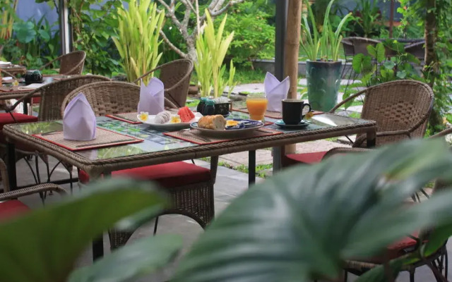 Frangipani Villa-90s Hotel