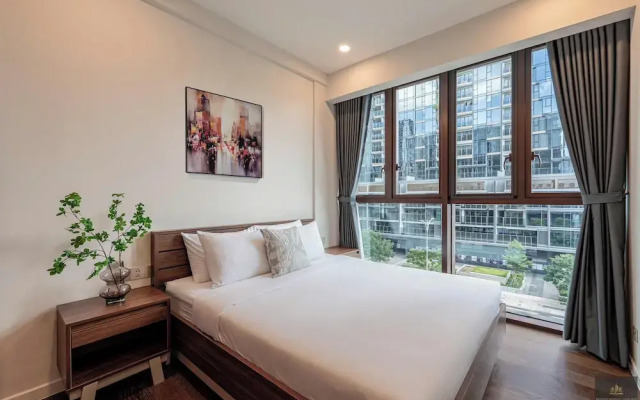 Metropole Residences Luxury Suite