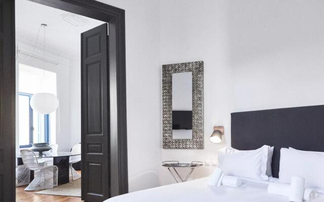 Art Pantheon Townhouse (Seven-Bedrooms)