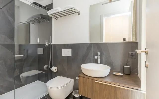 Icon H 603 Suite Executive