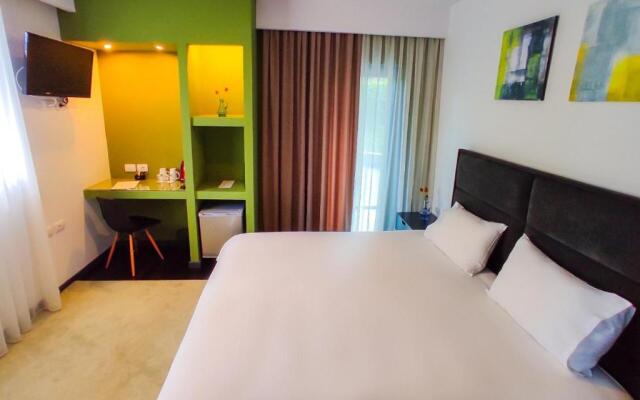 Dim's Hotel