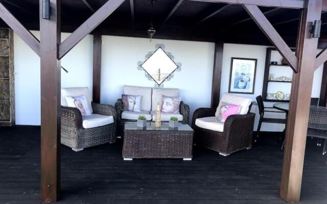 'I Folia' Village house with roof garden and terrace
