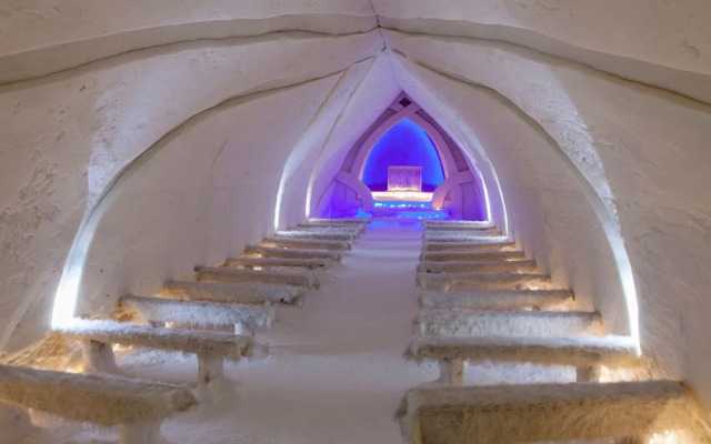 Arctic SnowHotel & Glass Igloos