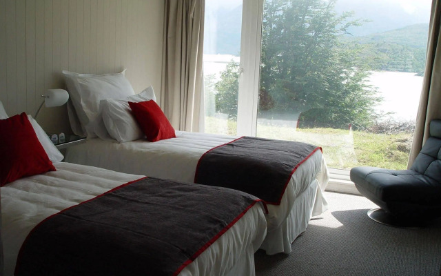 Hotel Lago Grey