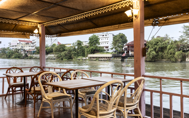 Ayothaya Riverside Hotel Ayutthaya