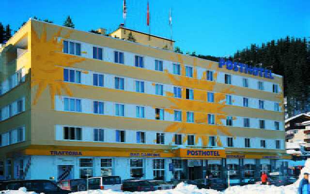 Posthotel Holiday Villa Arosa