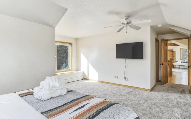 5Br|Mountain Luxury☀Hiking☀Dog Friendly!