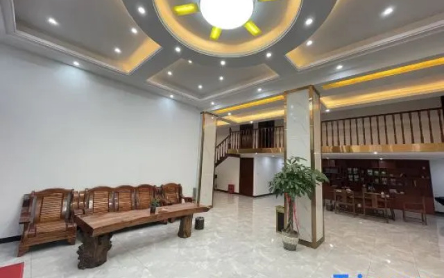 Mengzi Phoenix Kunlun Hotel