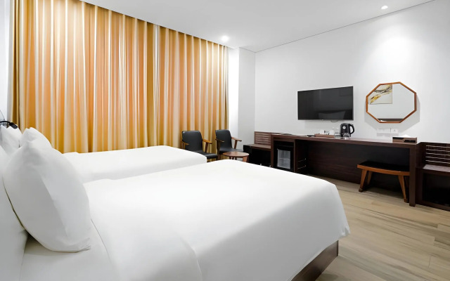 Emerald Bay Hotel & Spa Nha Trang