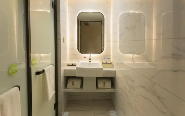 Oly Hotel Huairen City Dianxin Dalou