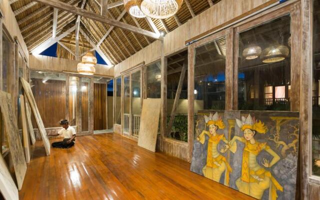 Bije Boutique & Gallery