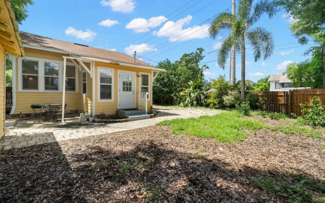 NEW Lakeland Landing Cute Bungalow by Downtown