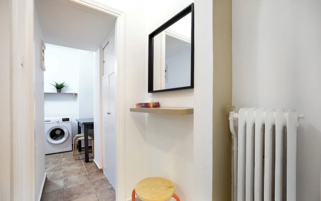 Starry Nights - Elegent Studio in Athens