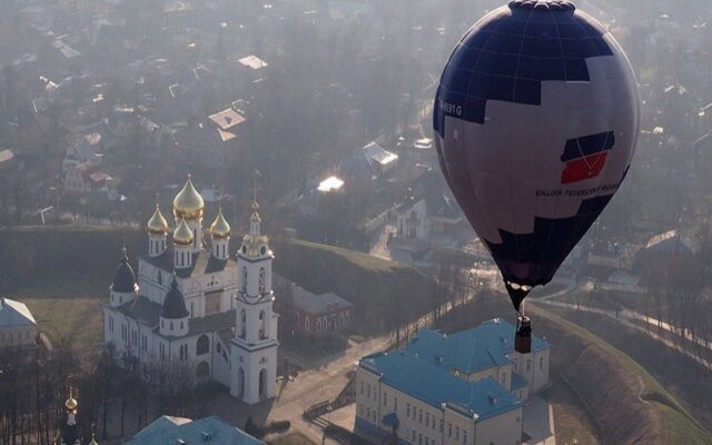 Zvezda Rooftop Camping