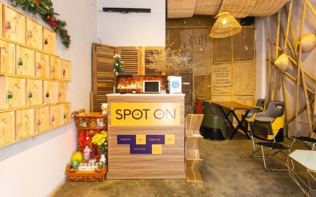 SPOT ON 729 The '90s Hostel