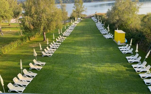 Strandhotel Faak