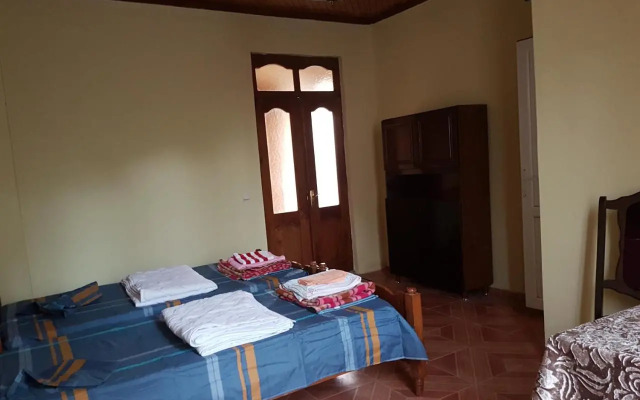 Talo's Guest House