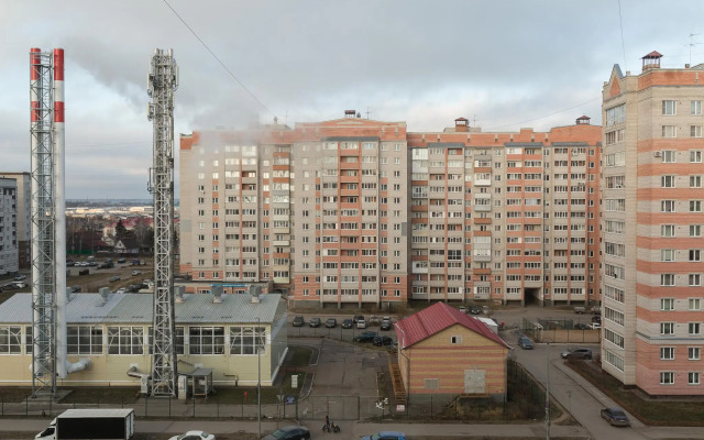 Две Подушки на ул. Возрождения, д. 47