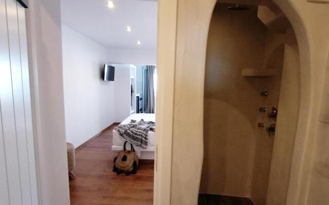 Kissos Luxury Suites