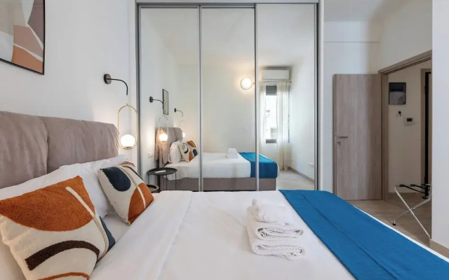 Elvis 2-Bedroom Apartment in Athens