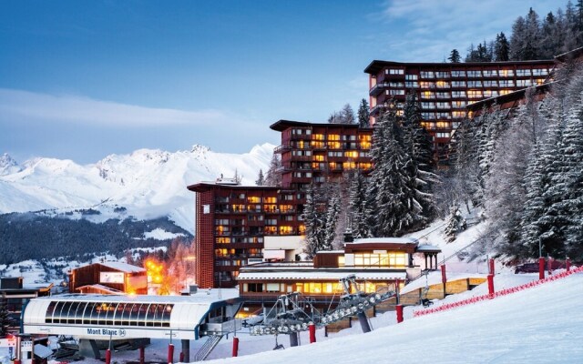 Modern Apartment in the Child-Friendly Ski Village Arc 1600