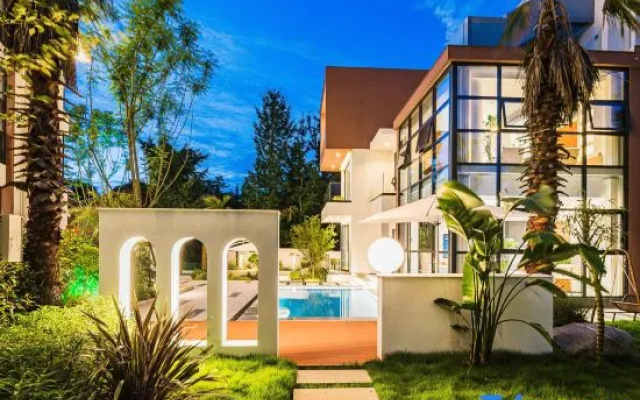 Guiyin Qingcheng Villa · Valley Garden Private Hot Spring Detached Villa