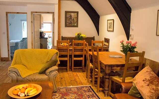 James John Hamilton House and backpacker hostel