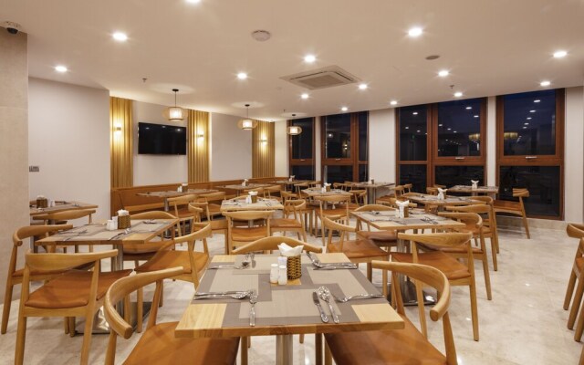 Sunkiss Hotel