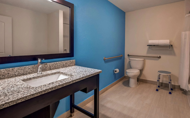 SureStay Plus Hotel by Best Western Humble