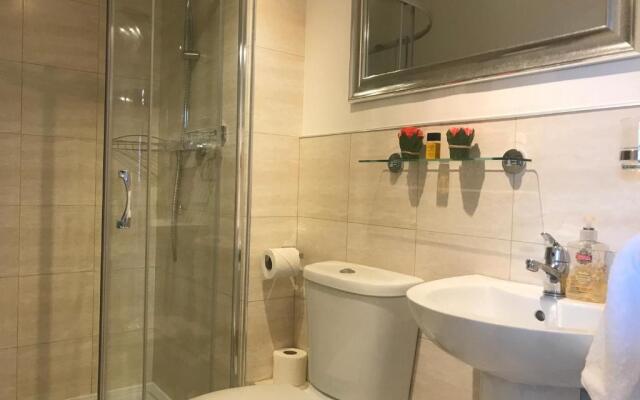 4 bed Duplex Apartment, Belfast