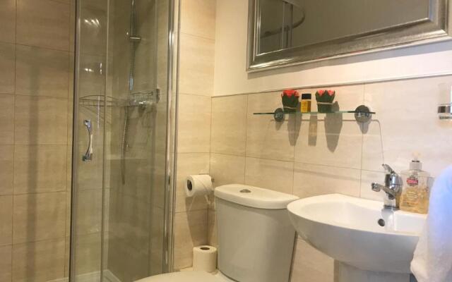 4 Bed Duplex Apartment, Belfast